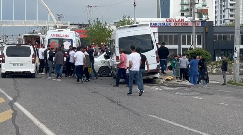 Diyarbakır’da 3 kişinin yaralandığı kazada taraflar birbirine girdi