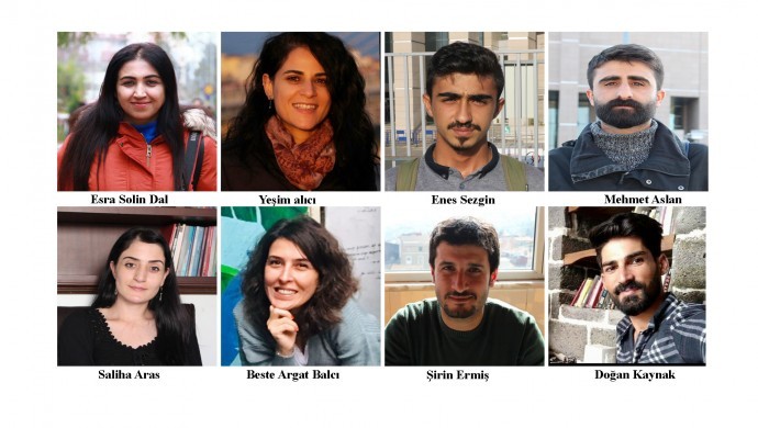8 gazeteci gözaltına alındı