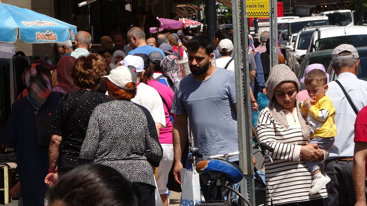 Diyarbakır'da havalar ısındı, uzmanından hastalara uyarı geldi!