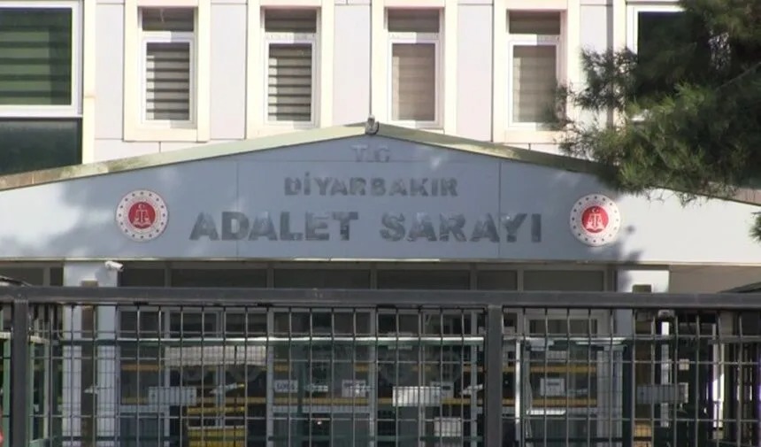 Elçi cinayeti davasında polislere beraat veren mahkeme Diyarbakır Barosu yöneticilerini yargılayacak