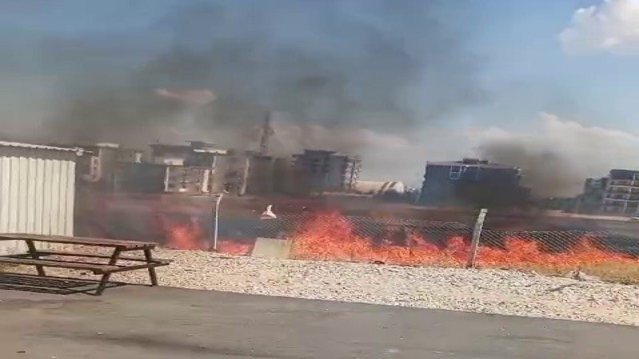 Konteyner kentte yangın paniği: Söndürüldü