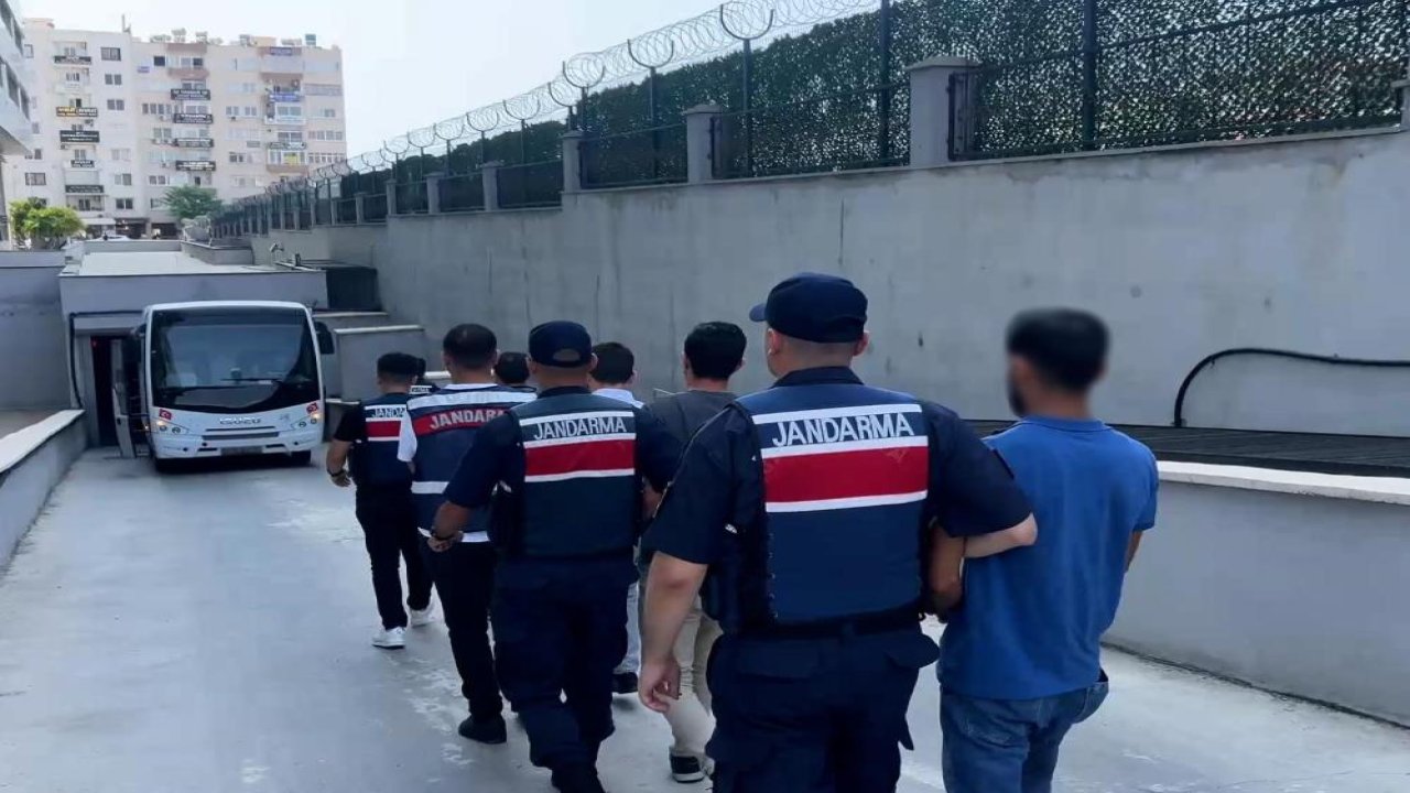 Diyarbakır ve Mersin'de 5 gözaltı