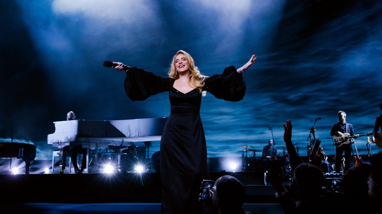 Dünyaca ünlü şarkıcı Adele müziğe ara verdi
