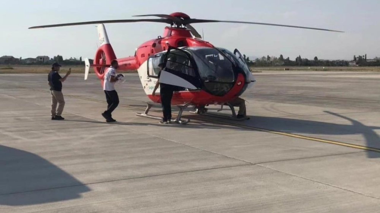 Vanlı kalp hastası bebek ambulans helikopterle Diyarbakır’a getirildi