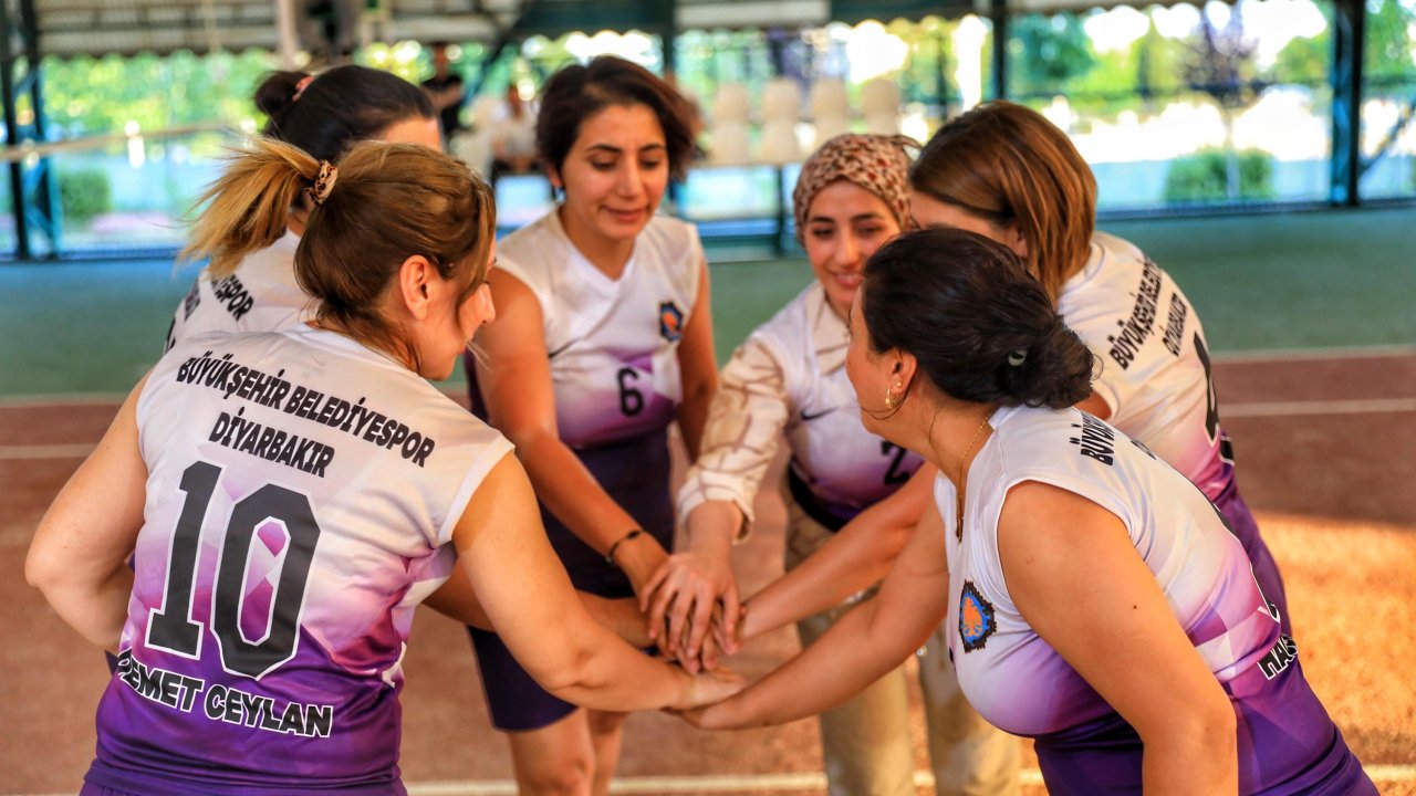 Diyarbakır’daki belediyeler spor turnuvasında yarıştı