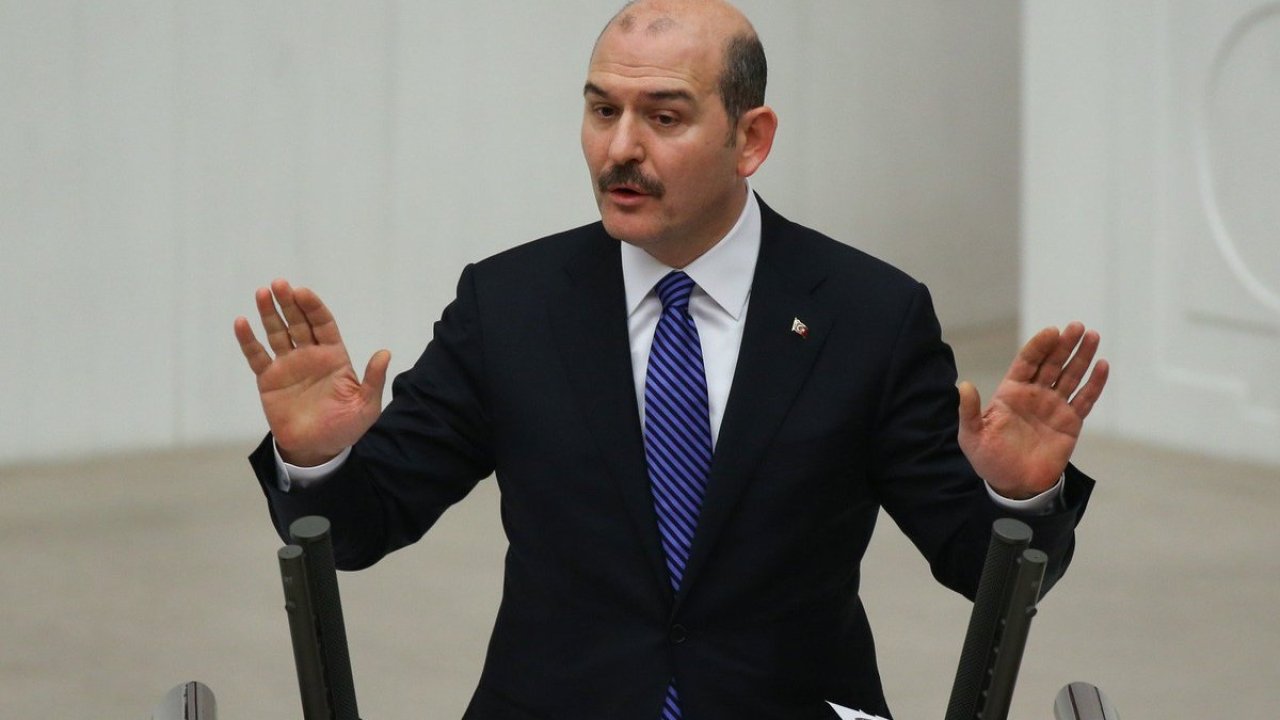 Eski Bakan Soylu: Gerçeklerin tecelli etmesi için dokunulmazlığımı kaldırın