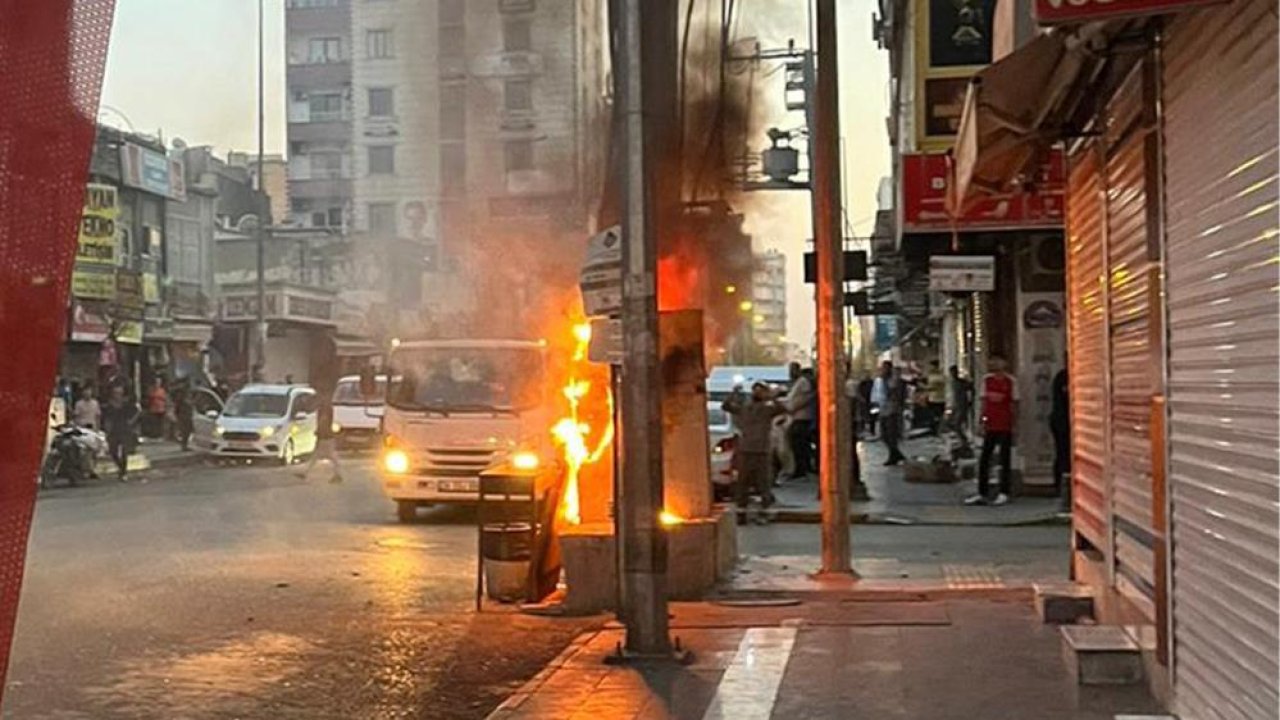 Mardin’de elektrik panosu alevlere teslim oldu