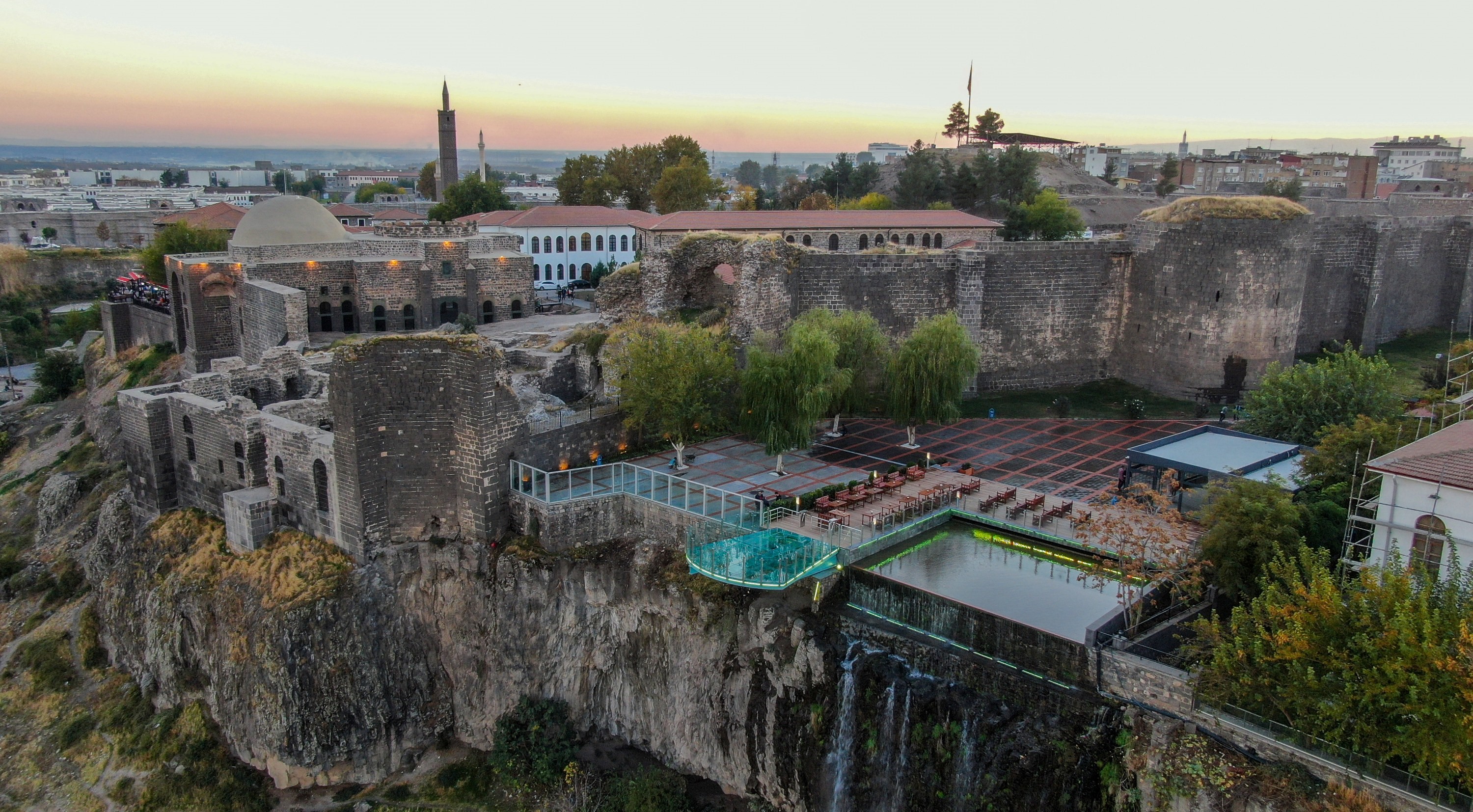 Diyarbakır Kalesi: Şehrin simgesi ve tarihi anıt