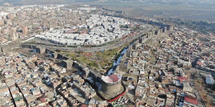 Çevre Bakanı Kurum: Diyarbakır Surları yeniden ayağa kalkacak