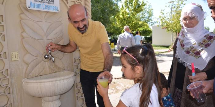 Diyarbakır Büyükşehir’den ikram çeşmelerinde limonata serinliği