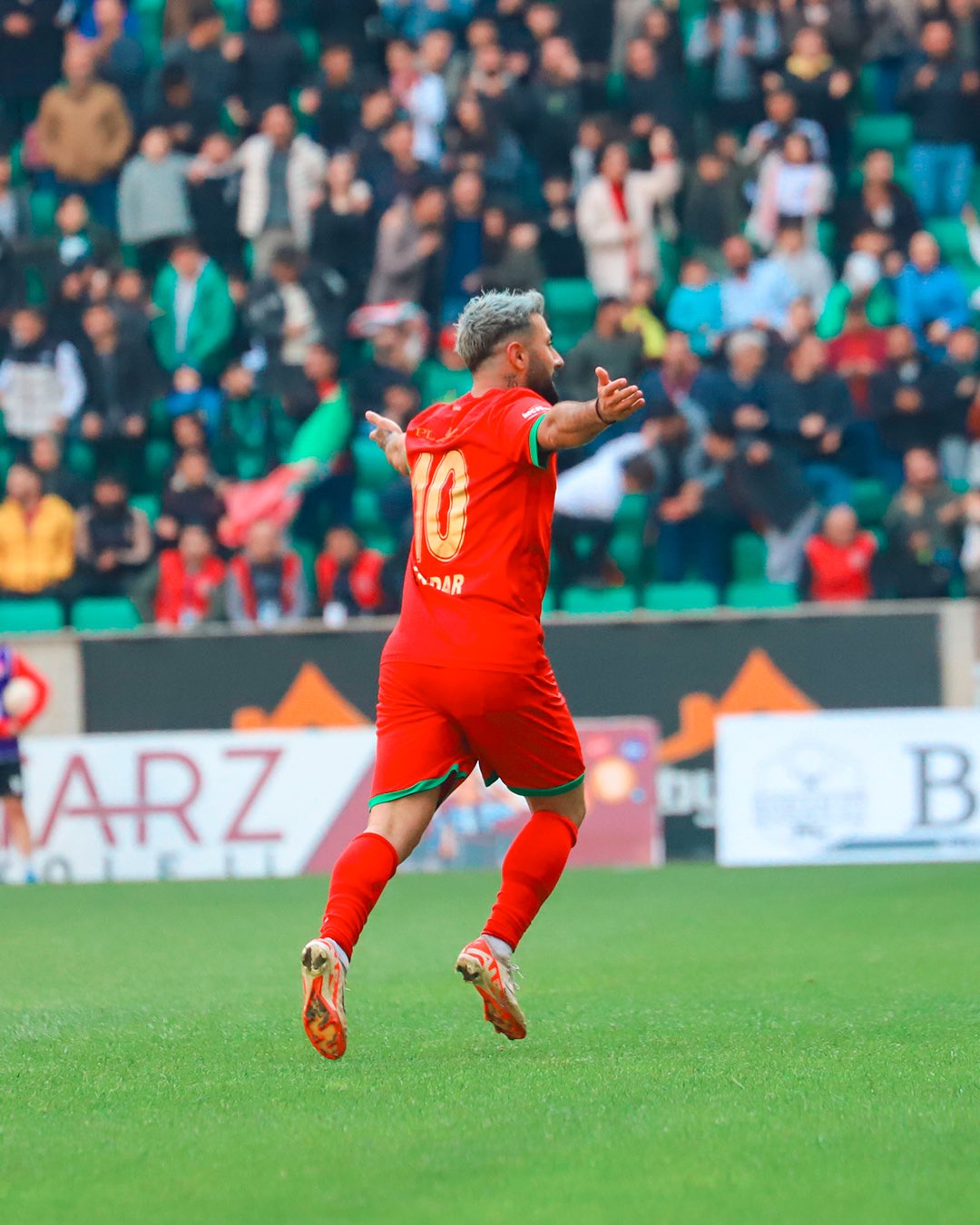 Durdurulamıyor: Amedspor Evinde 4'ledi, Şampiyonluğa Devam Dedi!