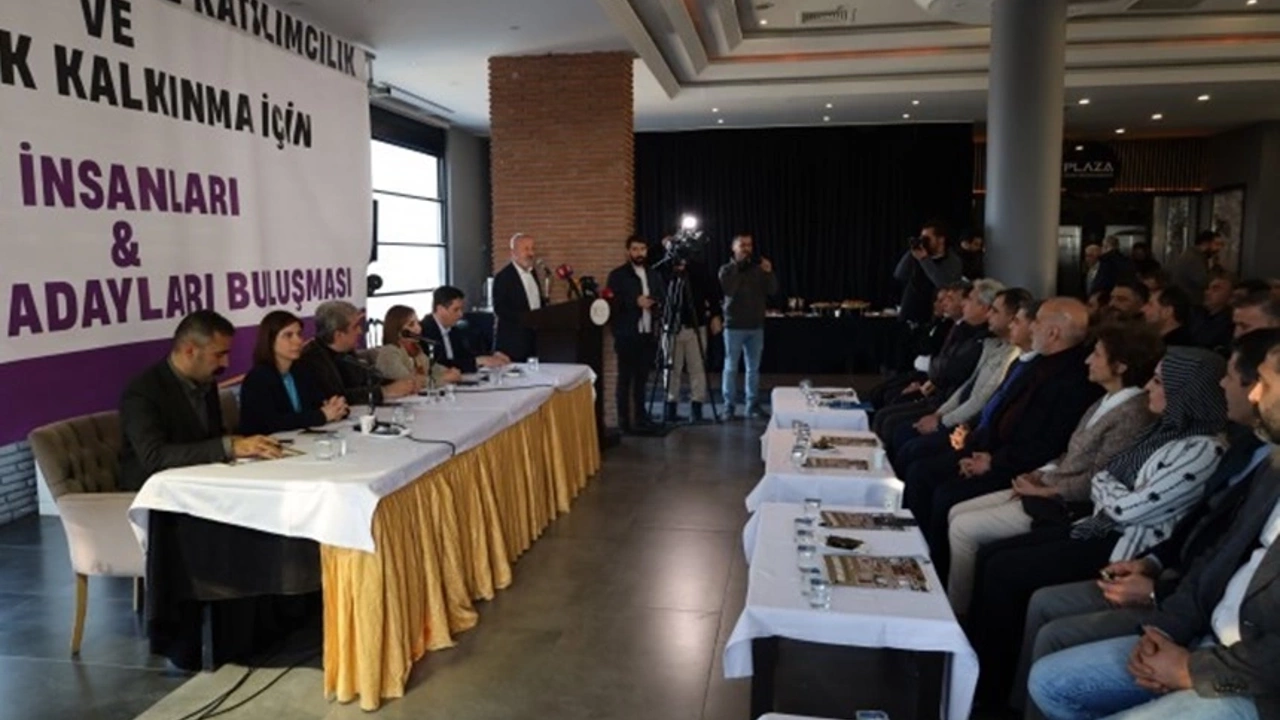 Diyarbakır’da DEM Parti ve iş insanları buluştu