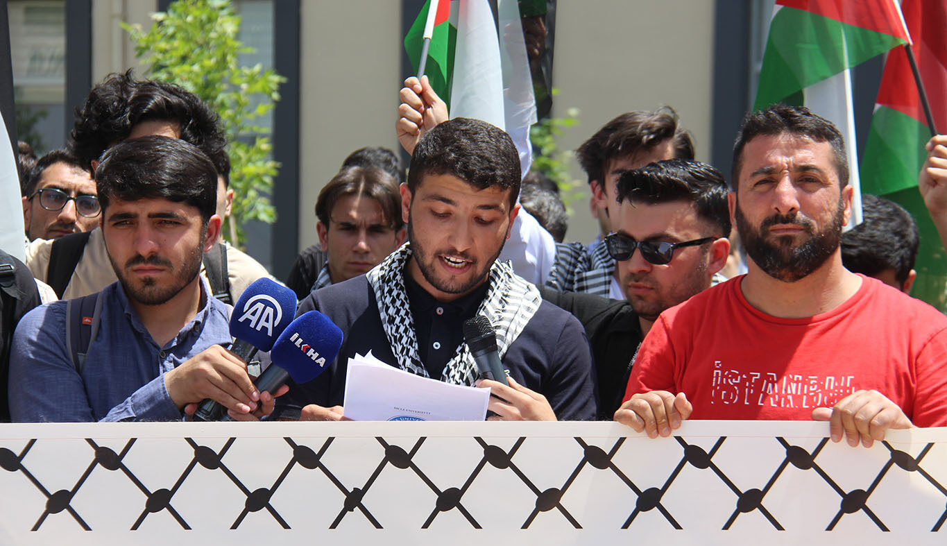 Diyarbakır’da Hukuk Fakültesi öğrencilerinden İslam ülkelerine çağrı