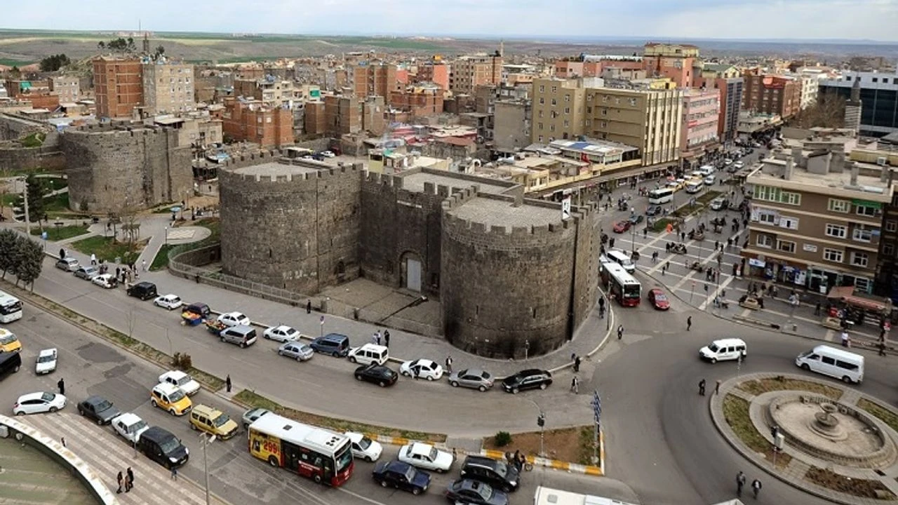 2024/05/17/diyarbakir-trafikk.webp