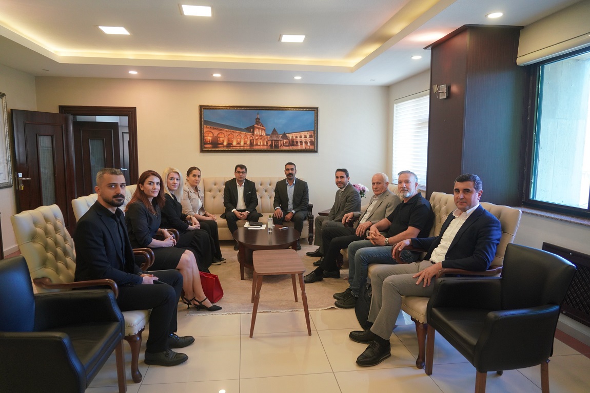 DBB Eş Başkanlarına tebrik ziyaretleri sürüyor