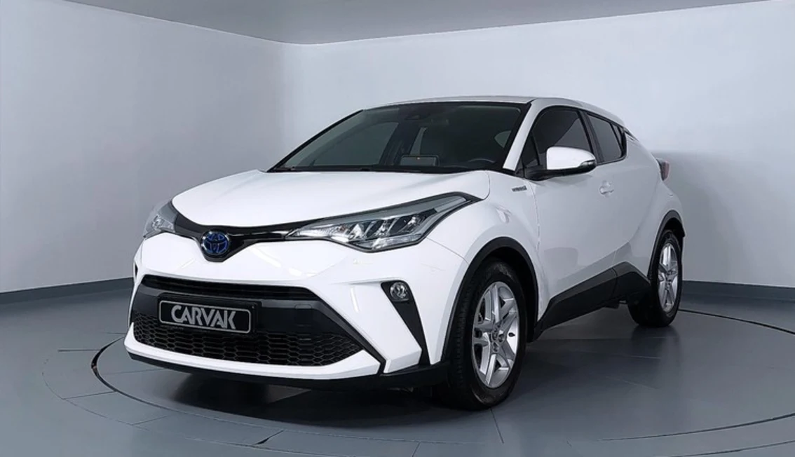 2-el-hibrit-araba-toyota-chr.webp