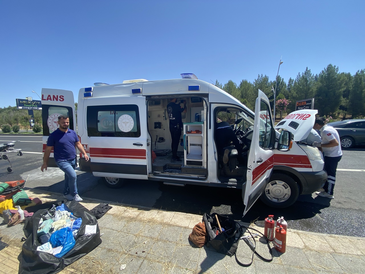 ambulans-suree.jpg