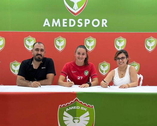 amedspor-kadin-futbol2.jpg