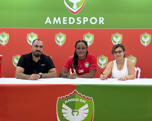 amedspor-kadin-futbolee.jpg