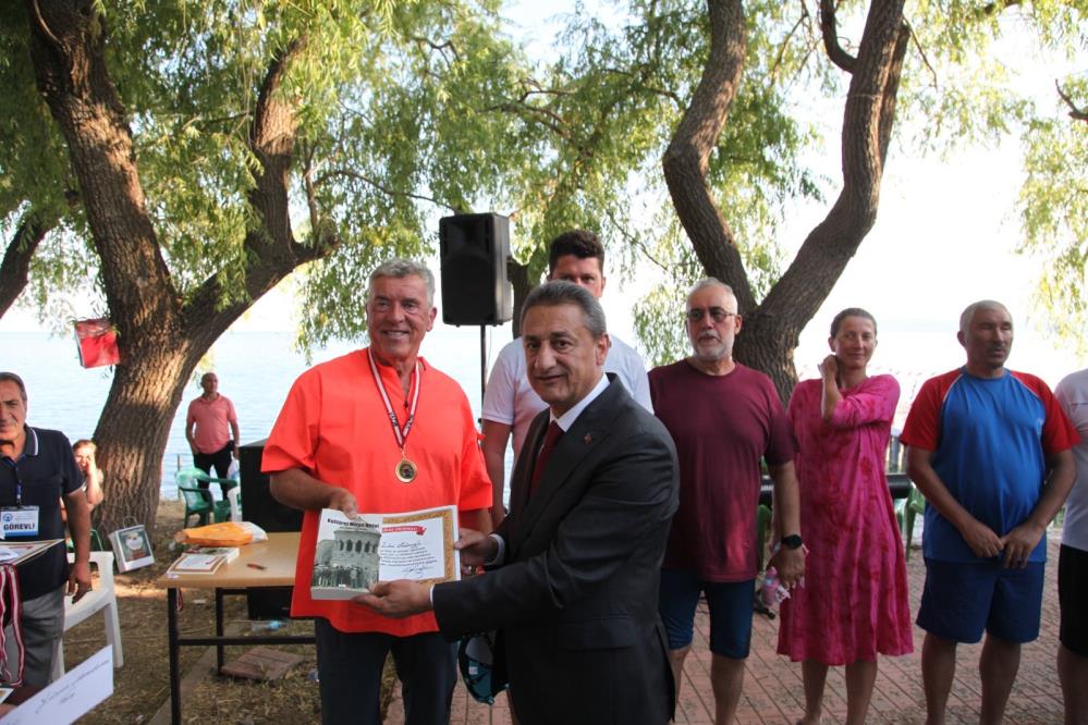 ahlat5.jpg