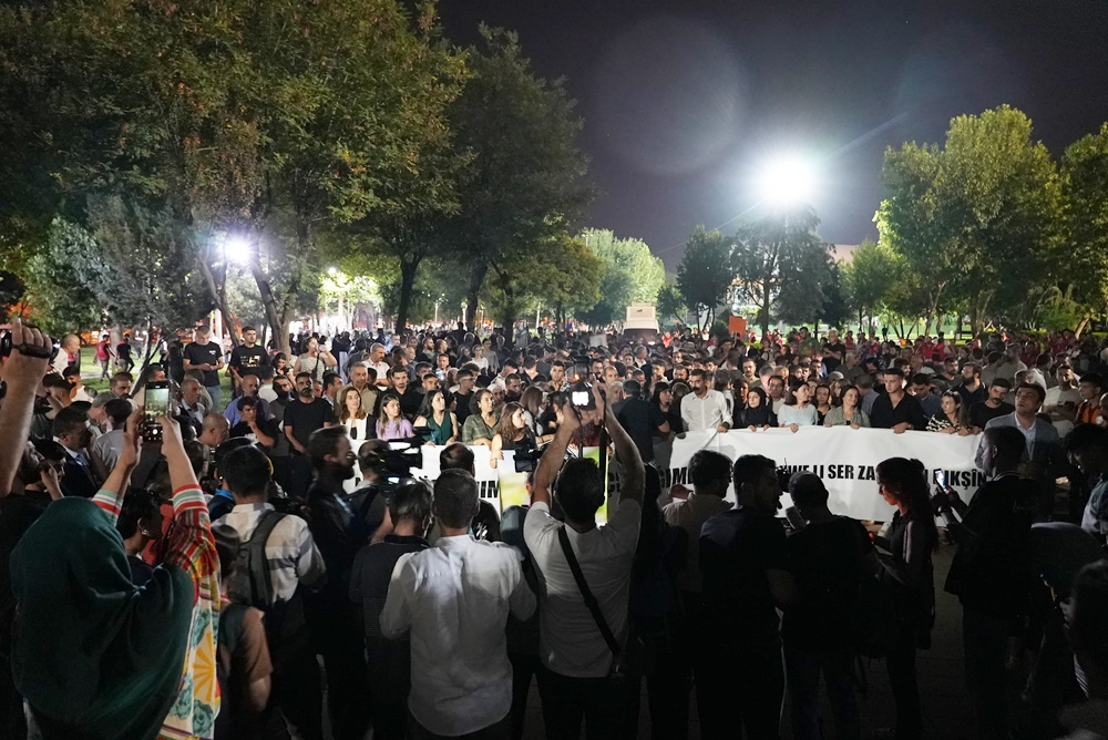 narin-protesto.jpeg